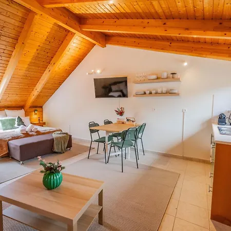 Apartamento Rokani Sofita Ii