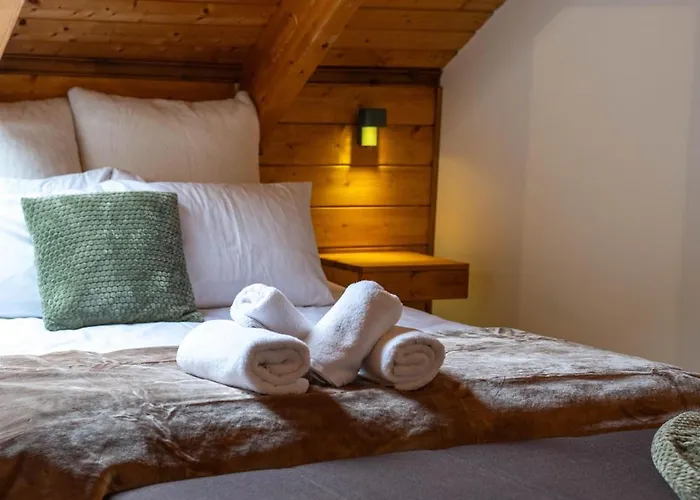 Rokani Sofita Ii Калаврита