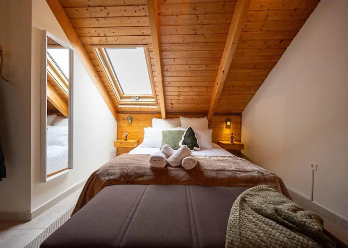 Rokani Sofita Ii 아파트 칼라브리타